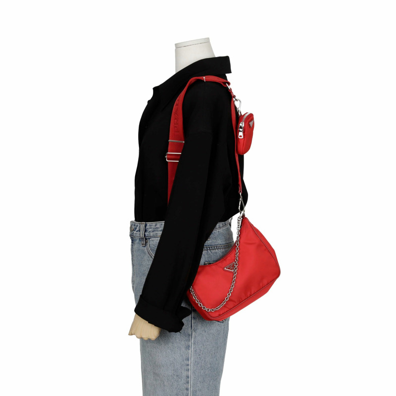 PRADA Reedition Hobo 肩背包與斜背包-15