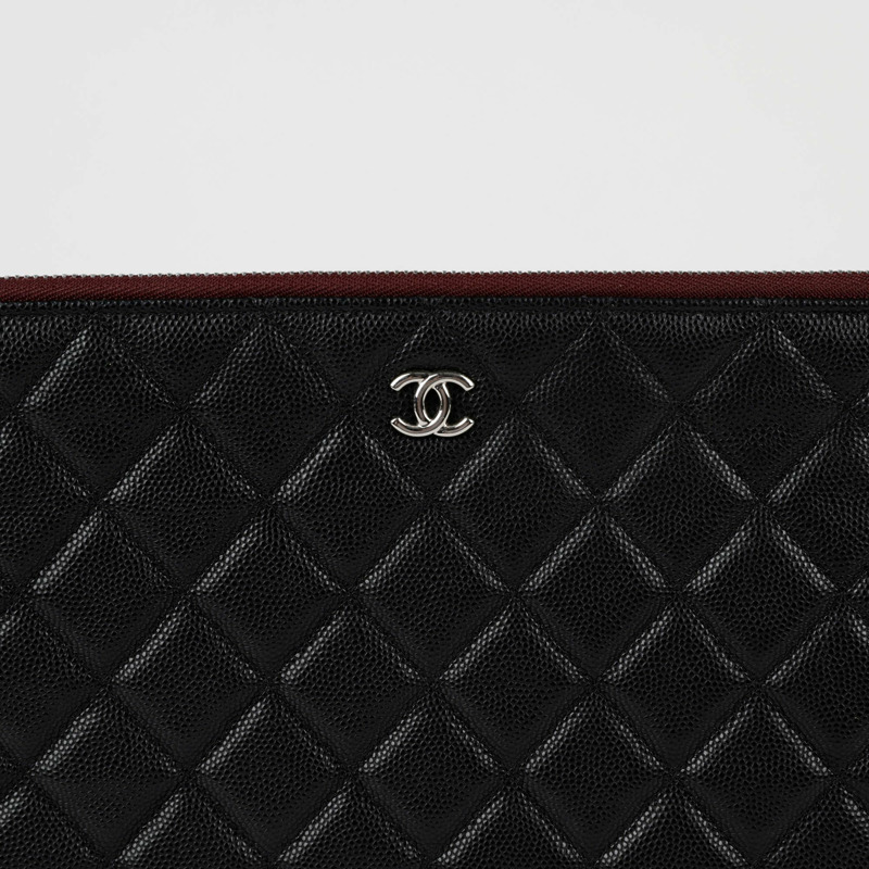 CHANEL 魚子醬經典手拿包-2