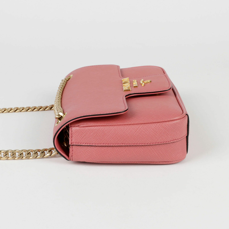 【包稅】PRADA 翻蓋鏈條肩斜背包-4