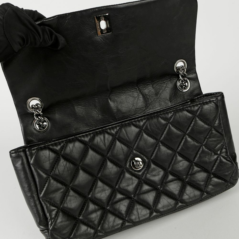 CHANEL CC Logo Season 翻蓋鏈條單肩包-7