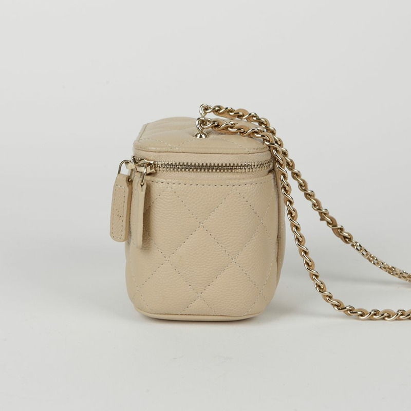 【包稅】CHANEL 魚子醬迷你化妝肩斜背包-6