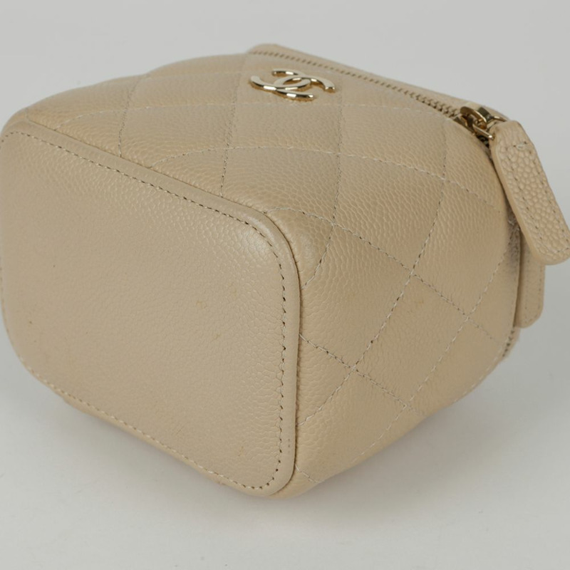 【包稅】CHANEL 魚子醬迷你化妝肩斜背包-8