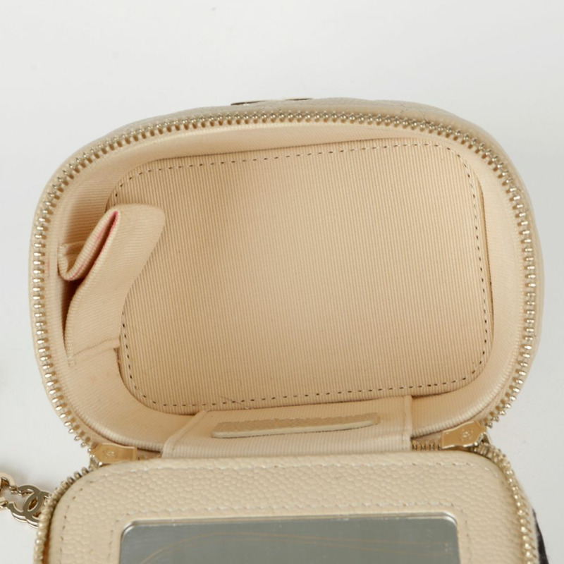 【包稅】CHANEL 魚子醬迷你化妝肩斜背包-14