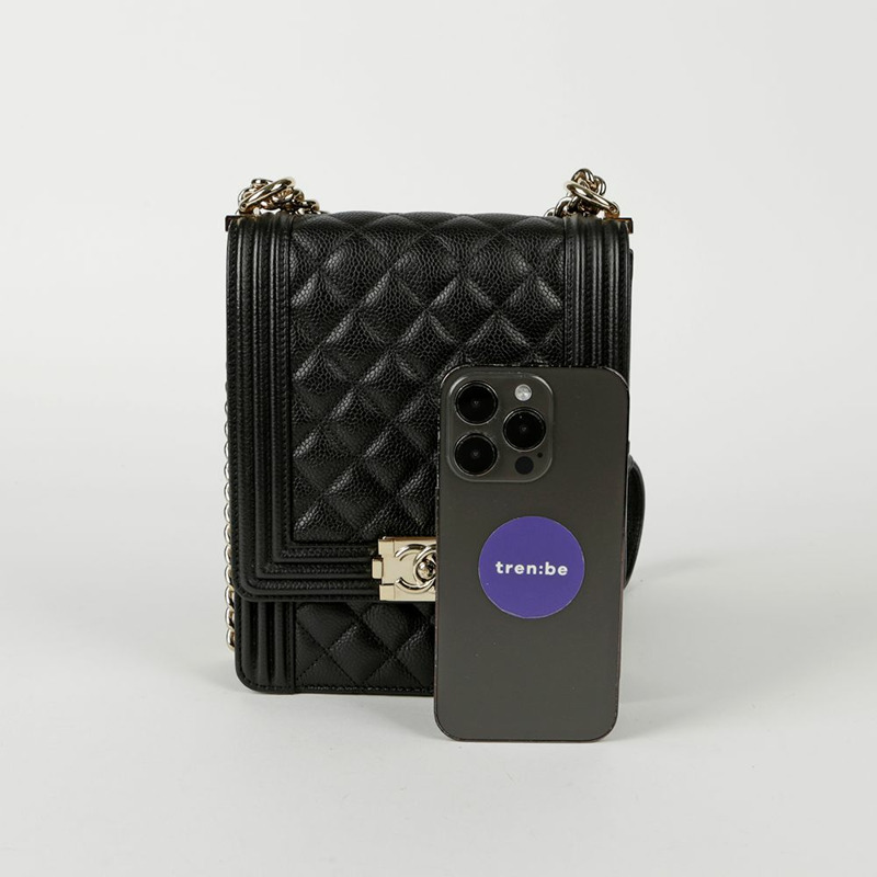 CHANEL Caviar Boy North South 翻蓋單肩斜背包-7