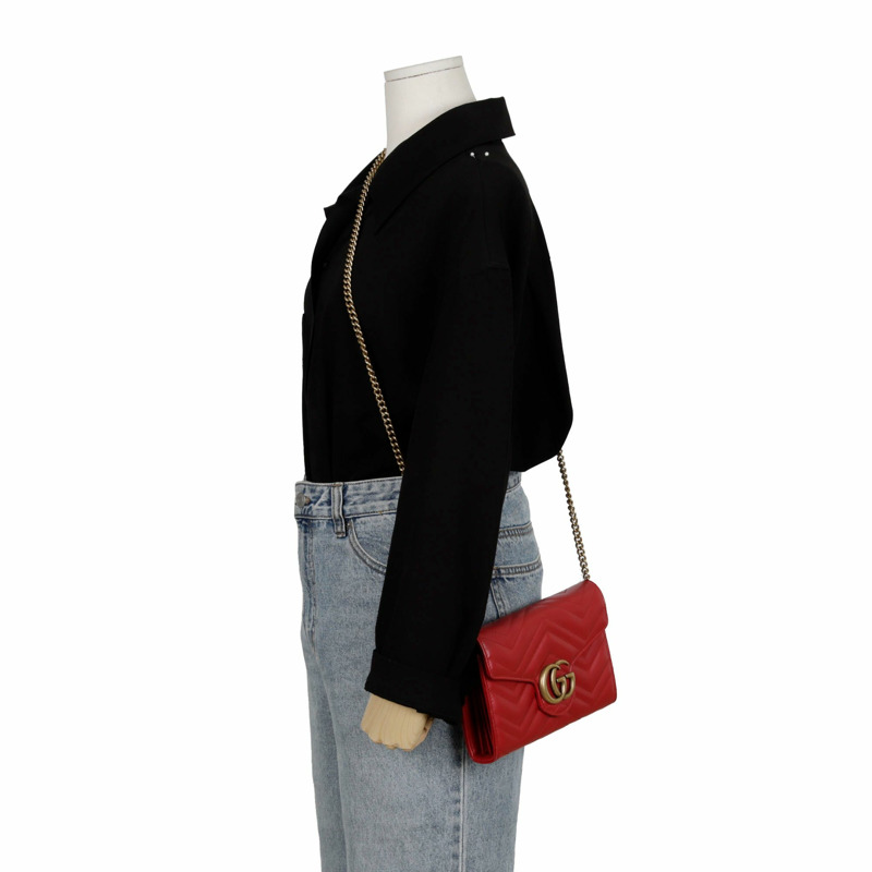 GUCCI GG Marmont 迷你鏈手拿包和單肩包-10