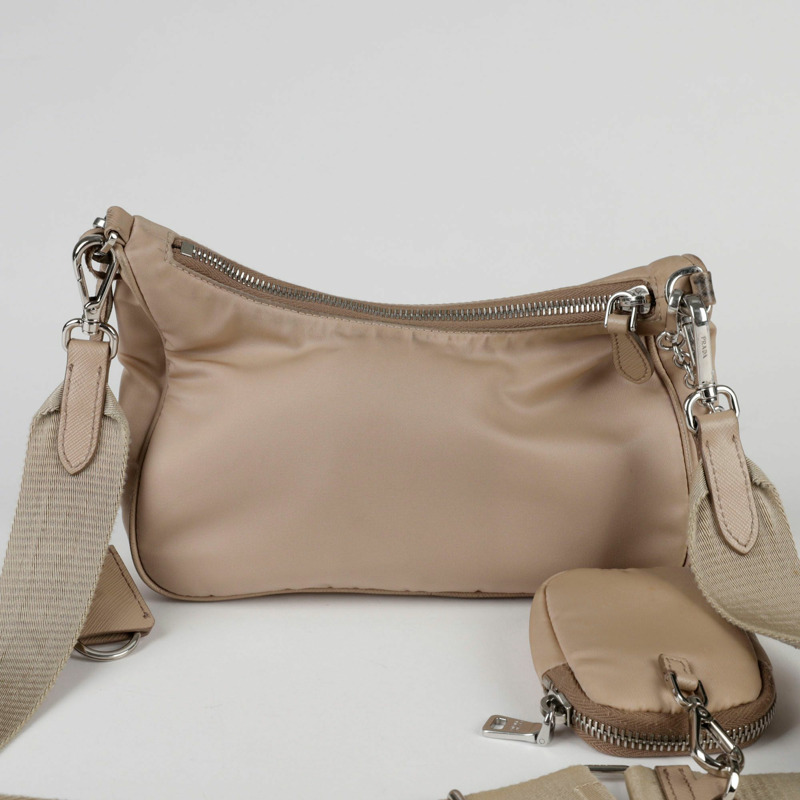 PRADA Reedition Hobo 肩背包與斜背包-6