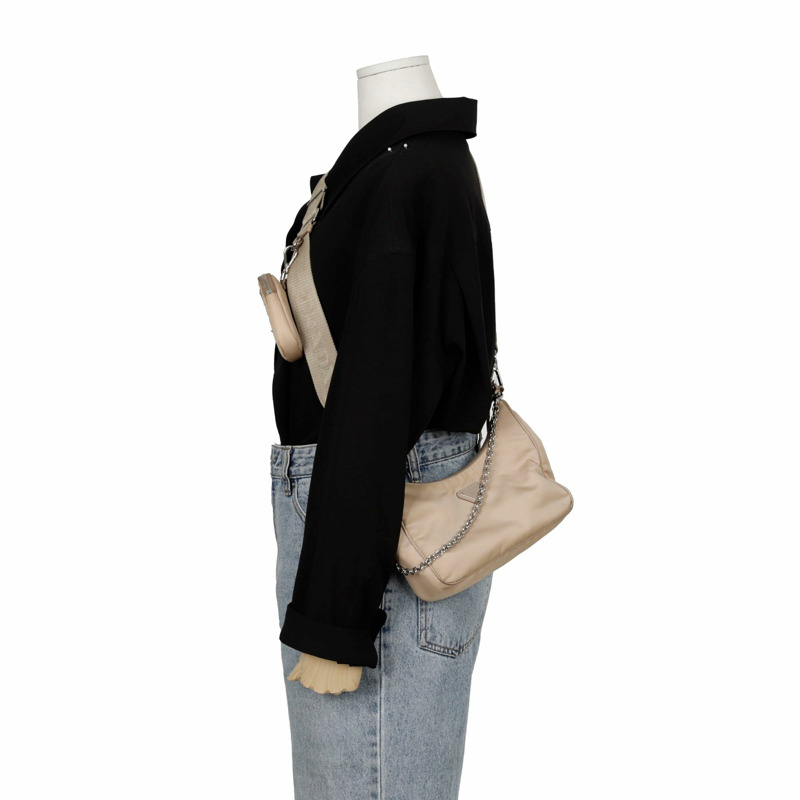 PRADA Reedition Hobo 肩背包與斜背包-16