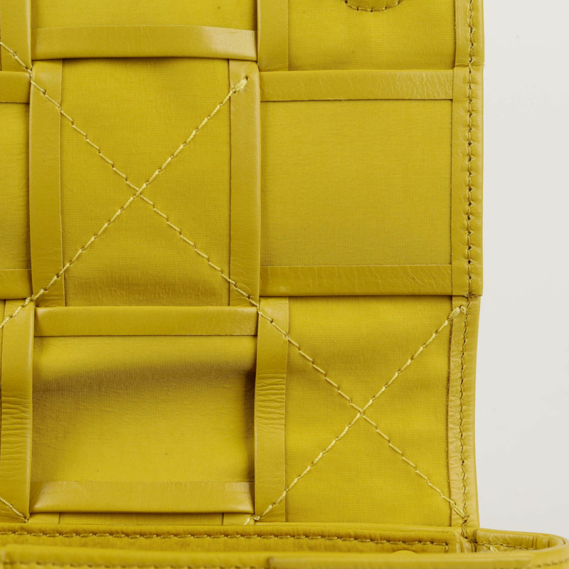 BOTTEGA VENETA Cassette 迷你腰包-12