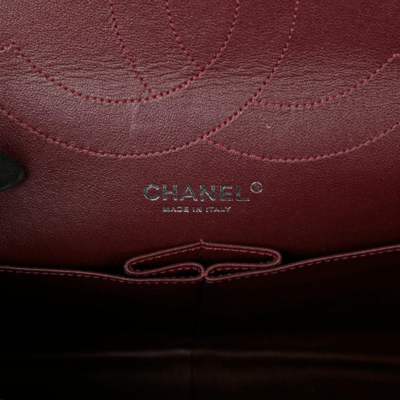 CHANEL 復古超大翻蓋肩斜背包-10