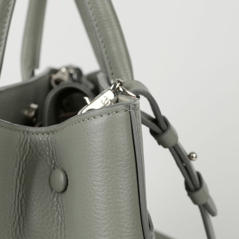 CHANEL Neo Executive New Surf 大號托特包和單肩包-5