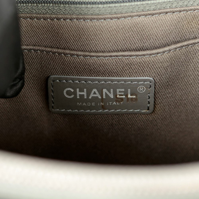 CHANEL Neo Executive New Surf 大號托特包和單肩包-12