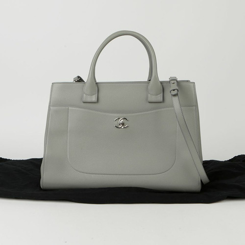 CHANEL Neo Executive 全新衝浪大手提包與單肩包