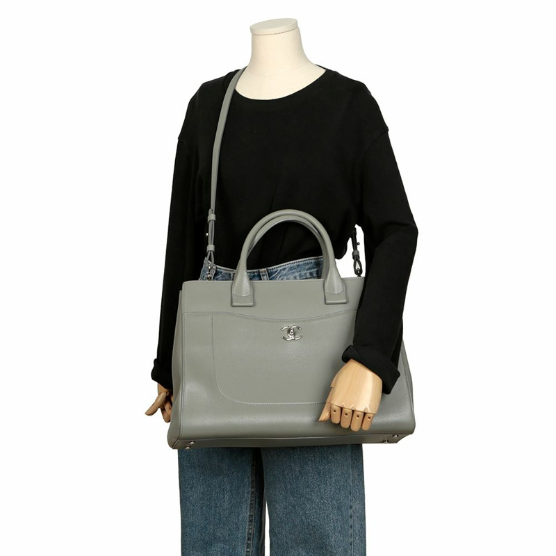 【包稅】CHANEL Neo Executive 全新衝浪大手提包與單肩包-13