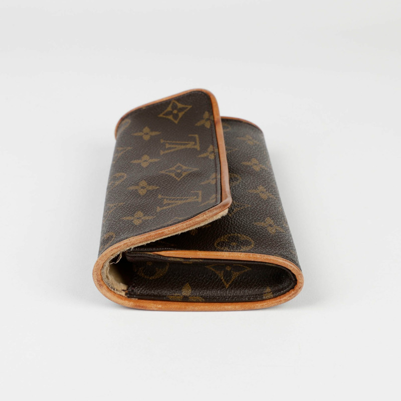 LOUIS VUITTON Twin PM 斜背包-4