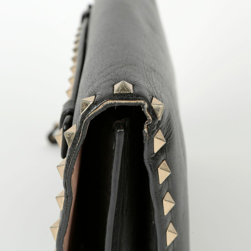 VALENTINO Rockstud 肩帶手拿包-7