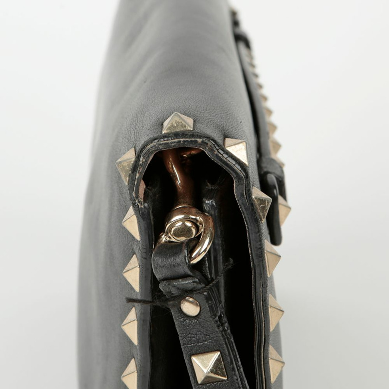 VALENTINO Rockstud 肩帶手拿包-8