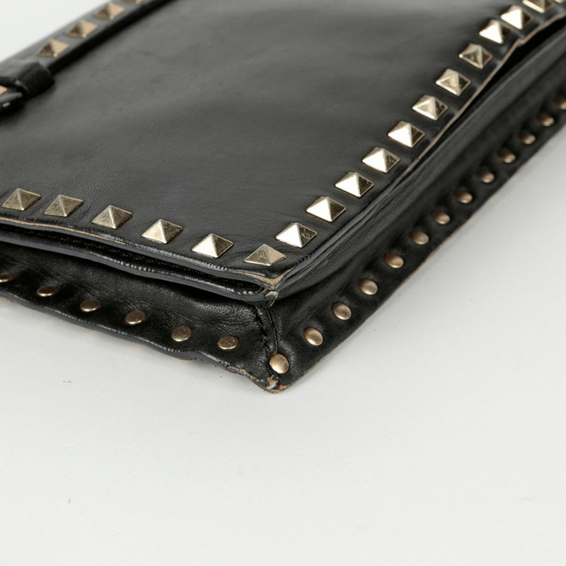 VALENTINO Rockstud 肩帶手拿包-11