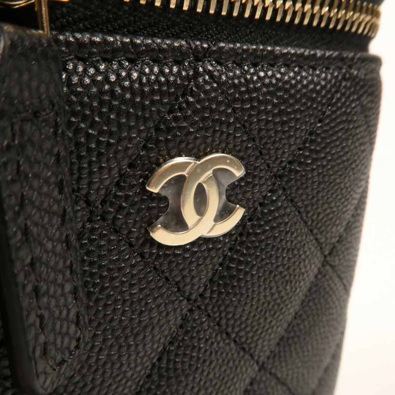 CHANEL 牛皮皮革Mini Gigarette Box金扣鏈帶肩背袋-9