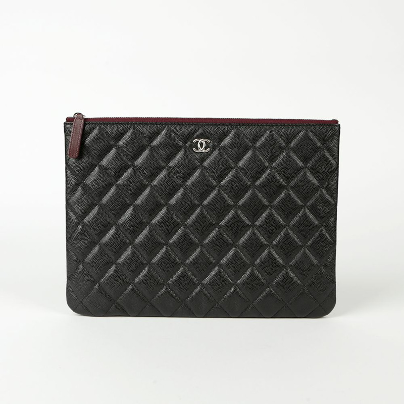 CHANEL Caviar Skin 經典新款中型手拿包 A82545-1