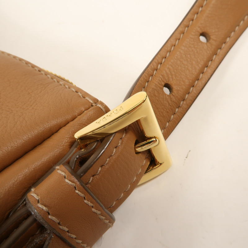 PRADA 牛皮皮革Aimee Medium Shoulder Bag金扣肩背袋-6