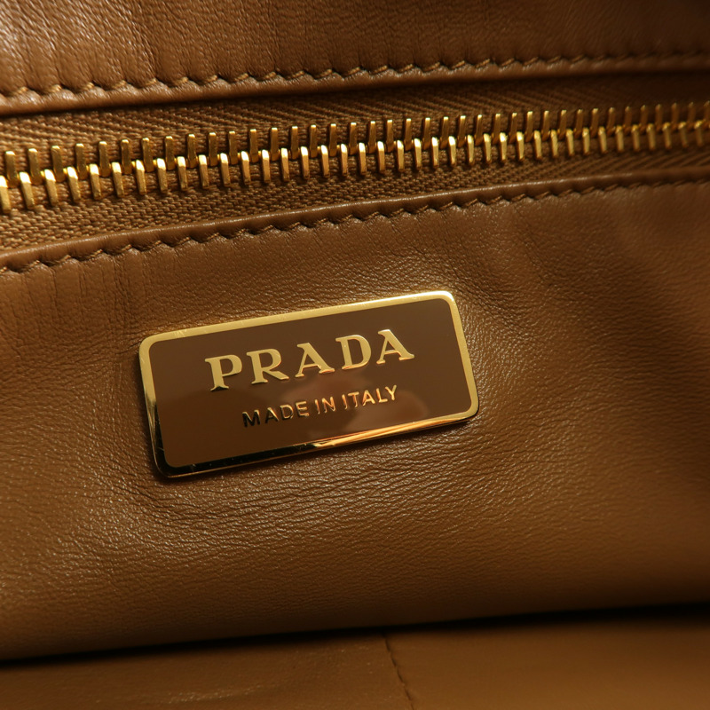 PRADA 牛皮皮革Aimee Medium Shoulder Bag金扣肩背袋-12