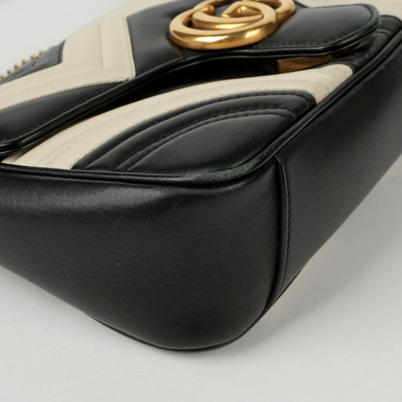 GUCCI GG Marmont 小號肩斜背包-9