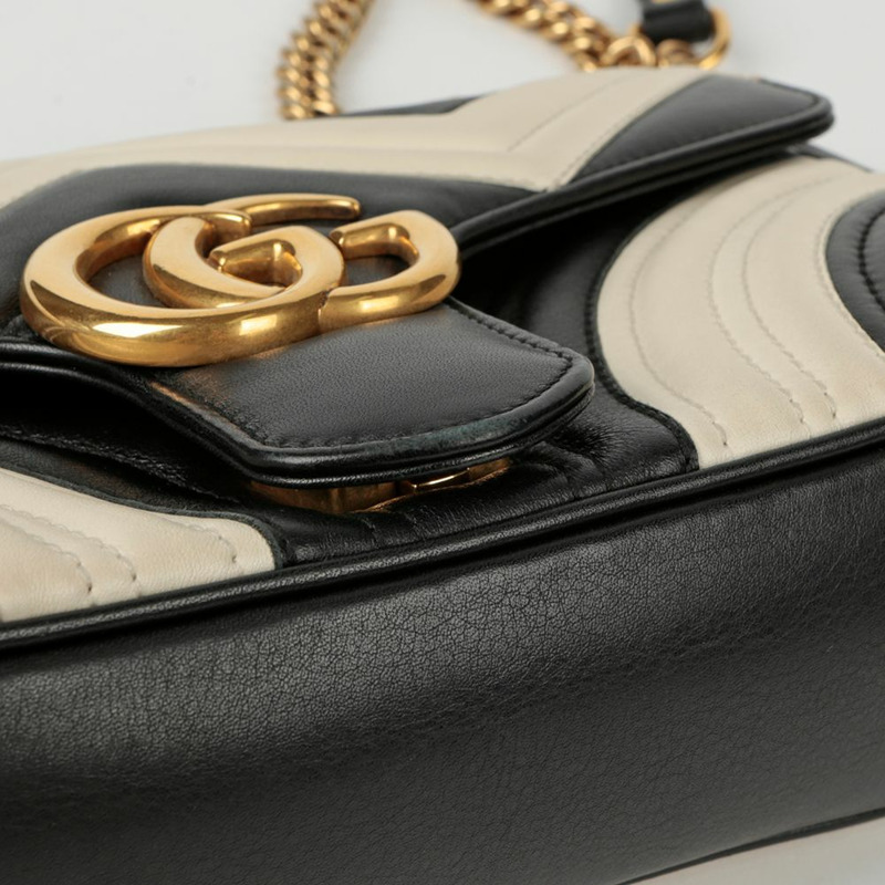 GUCCI GG Marmont 小號肩斜背包-10