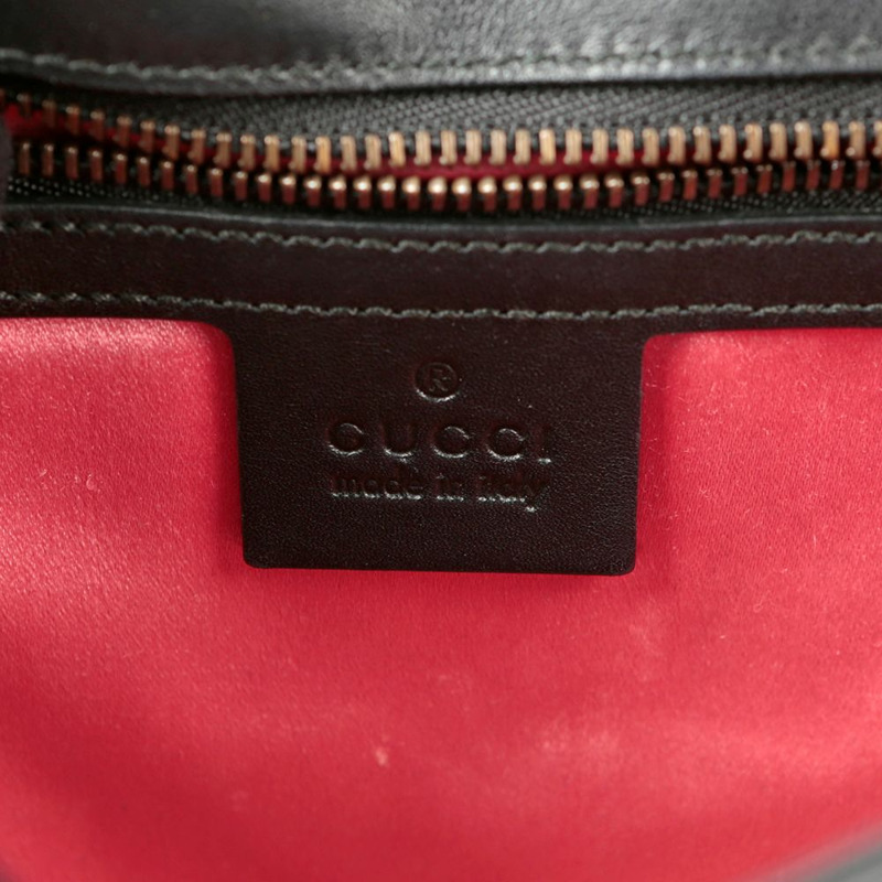GUCCI GG Marmont 小號肩斜背包-15