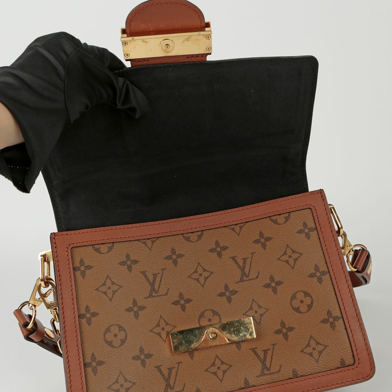 LOUIS VUITTON Dauphine MM 肩背包與斜背包-10