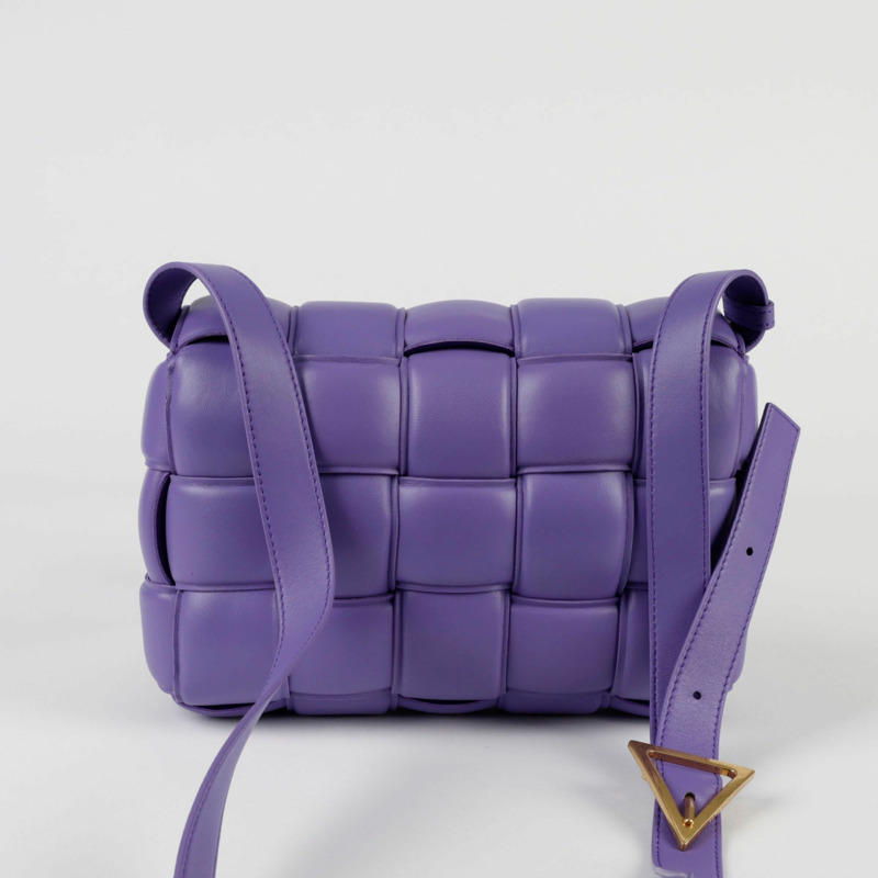 BOTTEGA VENETA 加厚卡式肩斜背包 591970-2