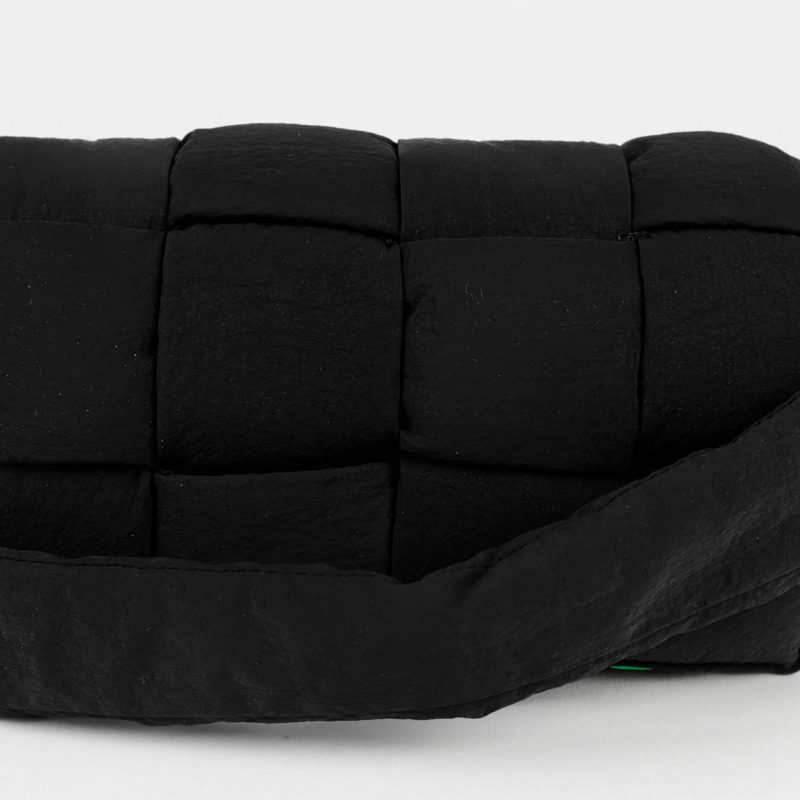 BOTTEGA VENETA Padding Tech 卡式腰包-1