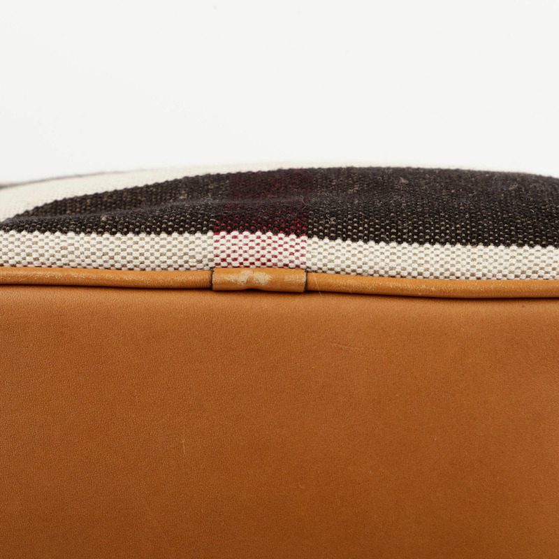 BURBERRY Ashby Hobo 中型托特單肩包-11