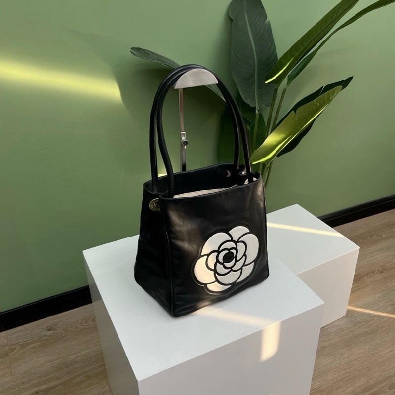Chanel 山茶花托特單肩包-0
