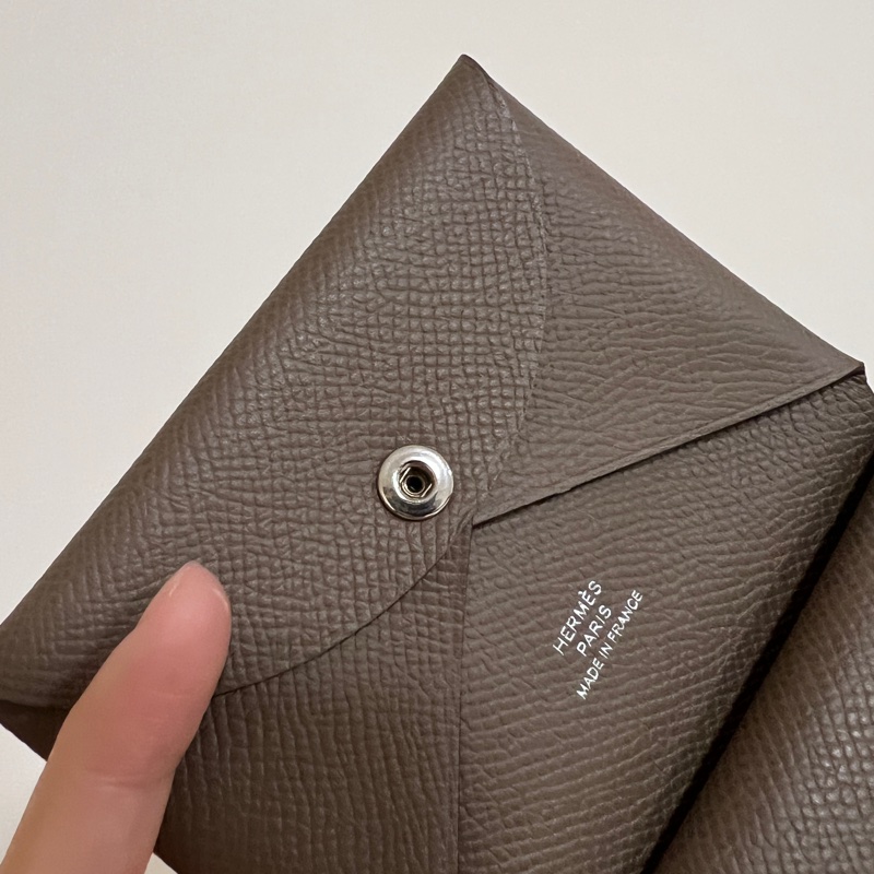 Hermes 大象灰Epsom皮銀釦Calvi Duo零錢卡包-1
