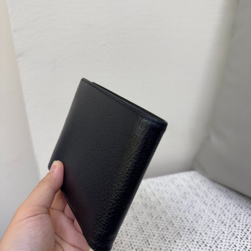 MONTBLANC 萬寶龍荔枝紋牛皮短夾-2