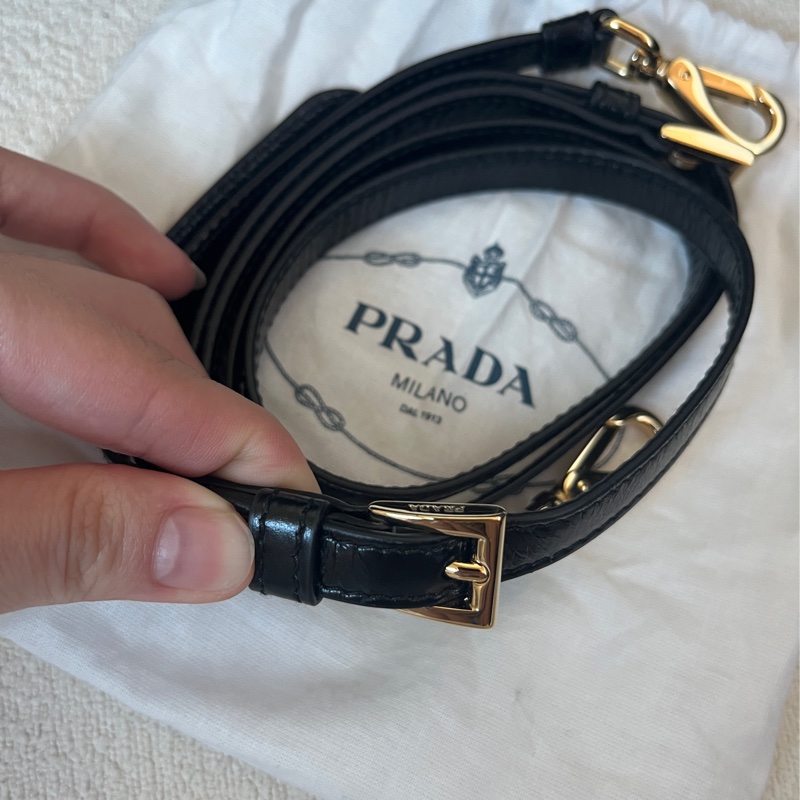 Prada Bonnie handbag medium-12