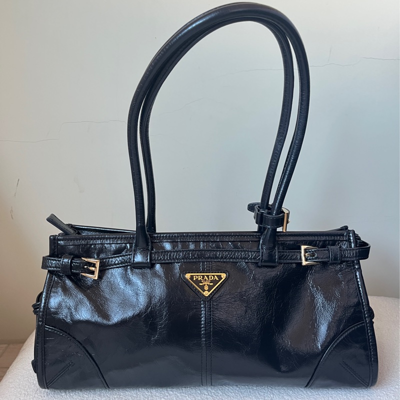 Prada Bonnie handbag medium-0