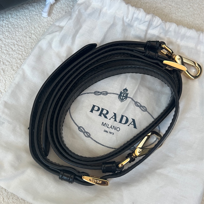 Prada Bonnie handbag medium-6