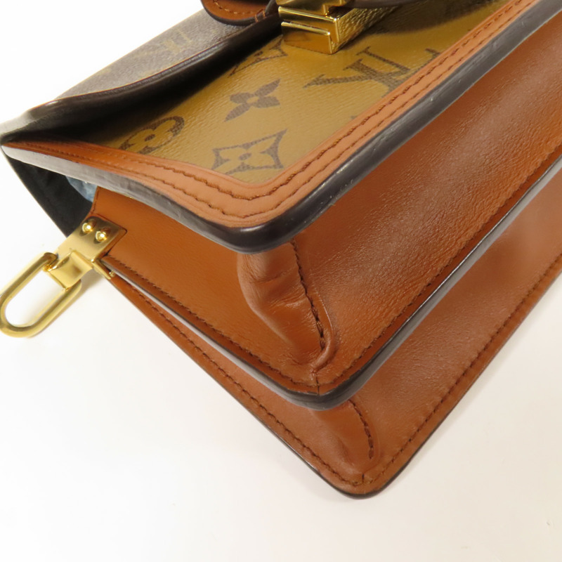 LOUIS VUITTON Monogram Reverse Mini Dauphine金扣肩背袋-11