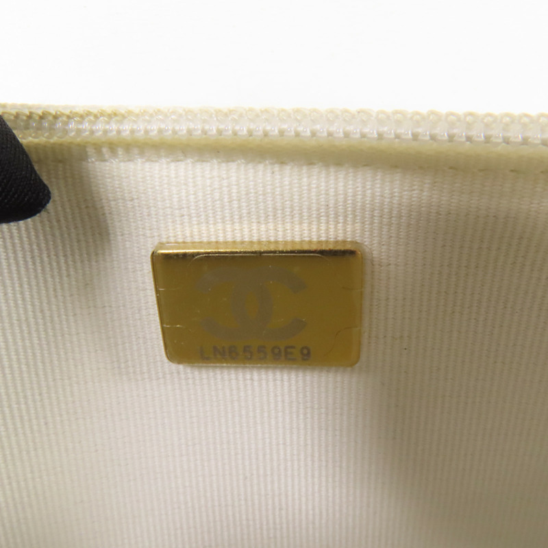 CHANEL 牛皮皮革WOC Wallet On Chain金扣鏈帶肩背袋-9