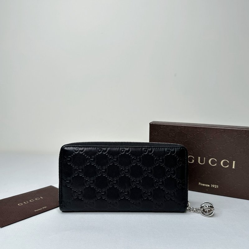 GUCCI 雙G壓紋圓形拉鍊長夾-1