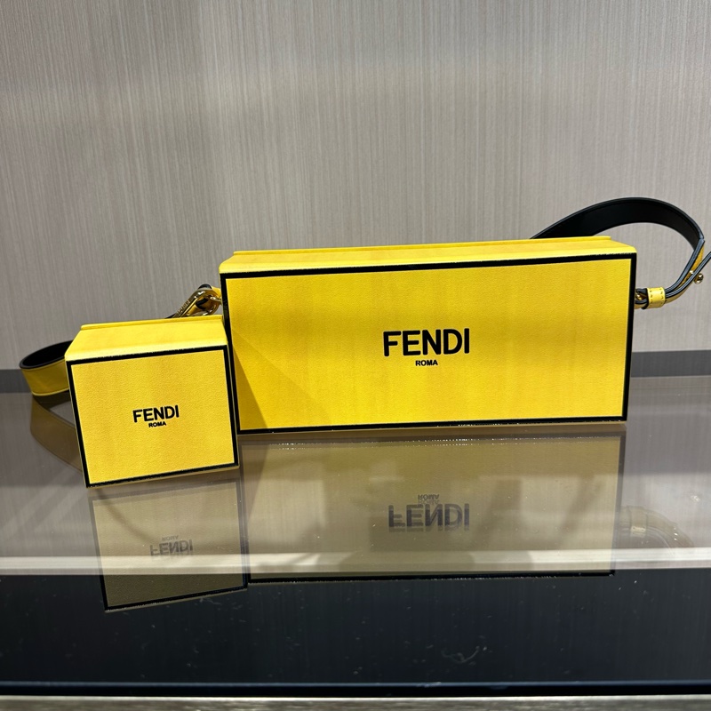FENDI芬迪 字母Logo 盒子包单肩斜挎包-9