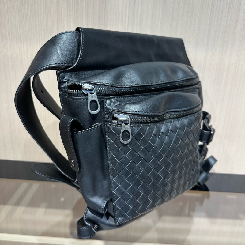 Bottega Veneta葆蝶家黑色编织腰包-1
