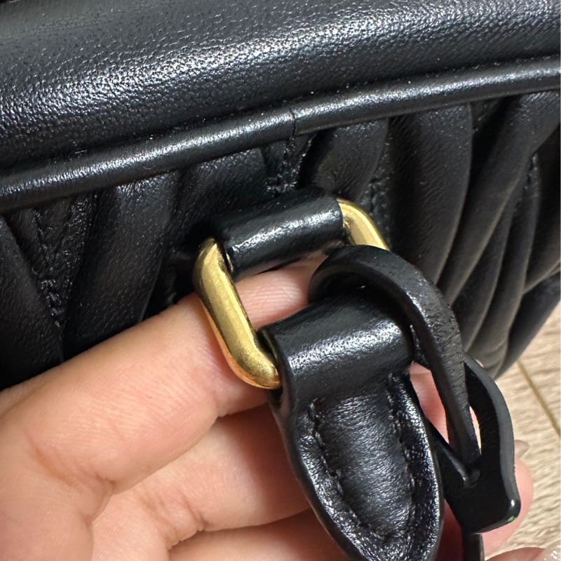 Miu Miu 皺摺保齡球包Arcadie納帕皮革大號-5