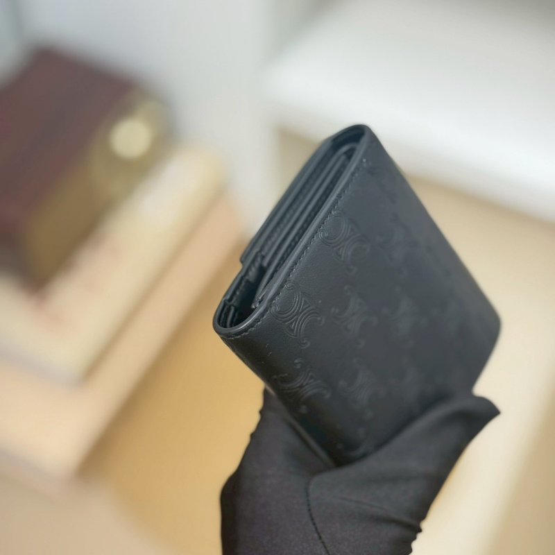 🏷️Celine.Trifold 壓紋三折短夾-6