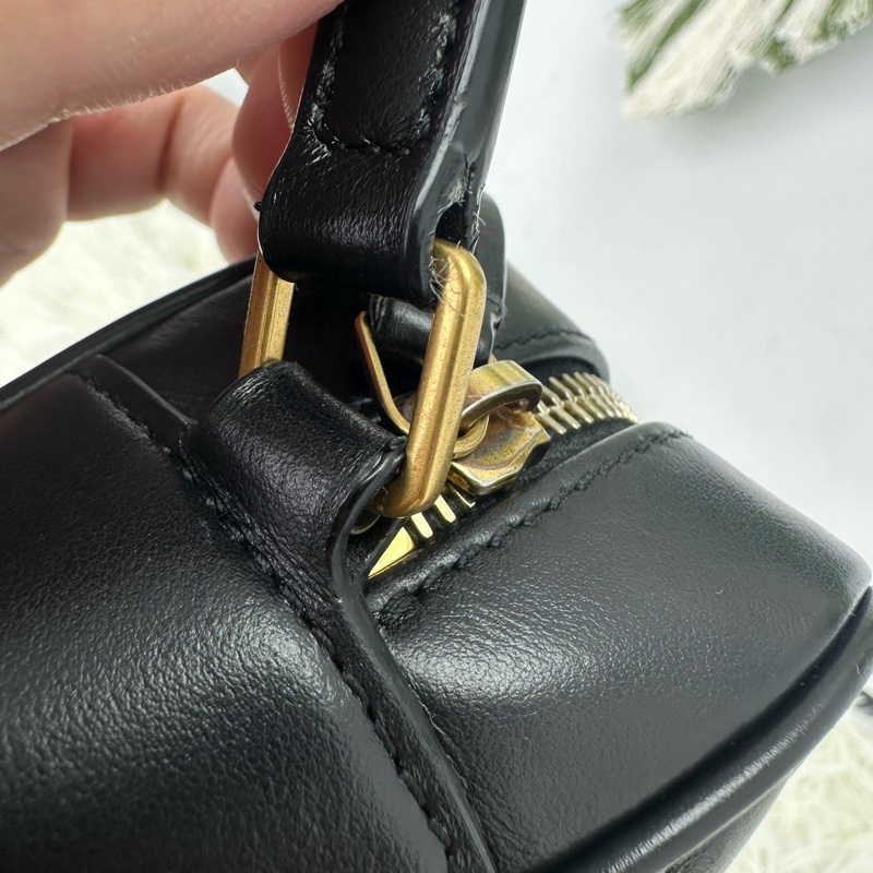 YSL LOU 黑金羊皮流蘇相機包 斜肩包-14
