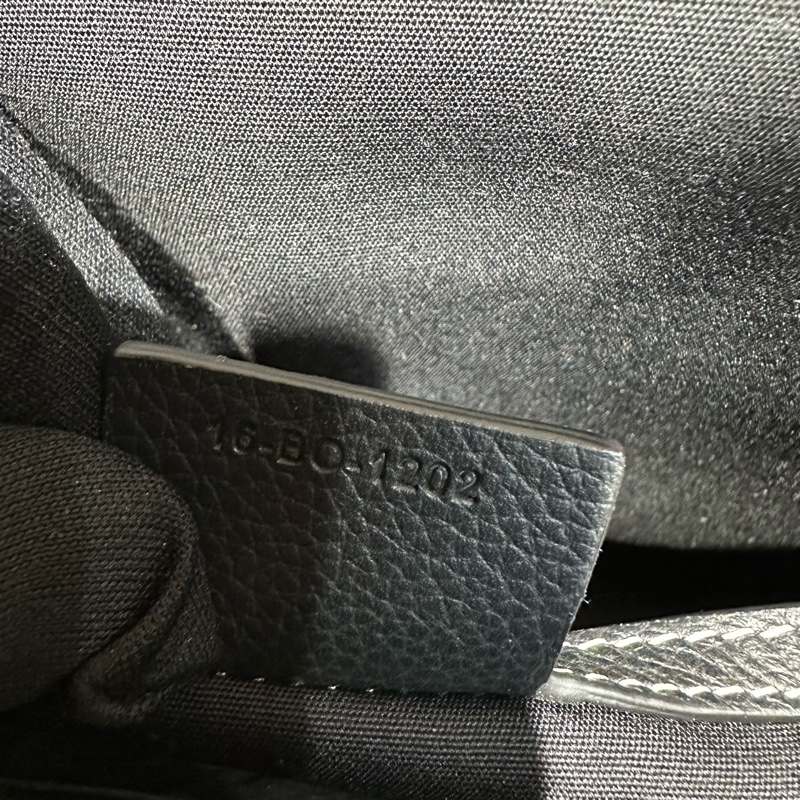 DIOR迪奥 标志铝扣翻盖开合 马鞍手拿包-8
