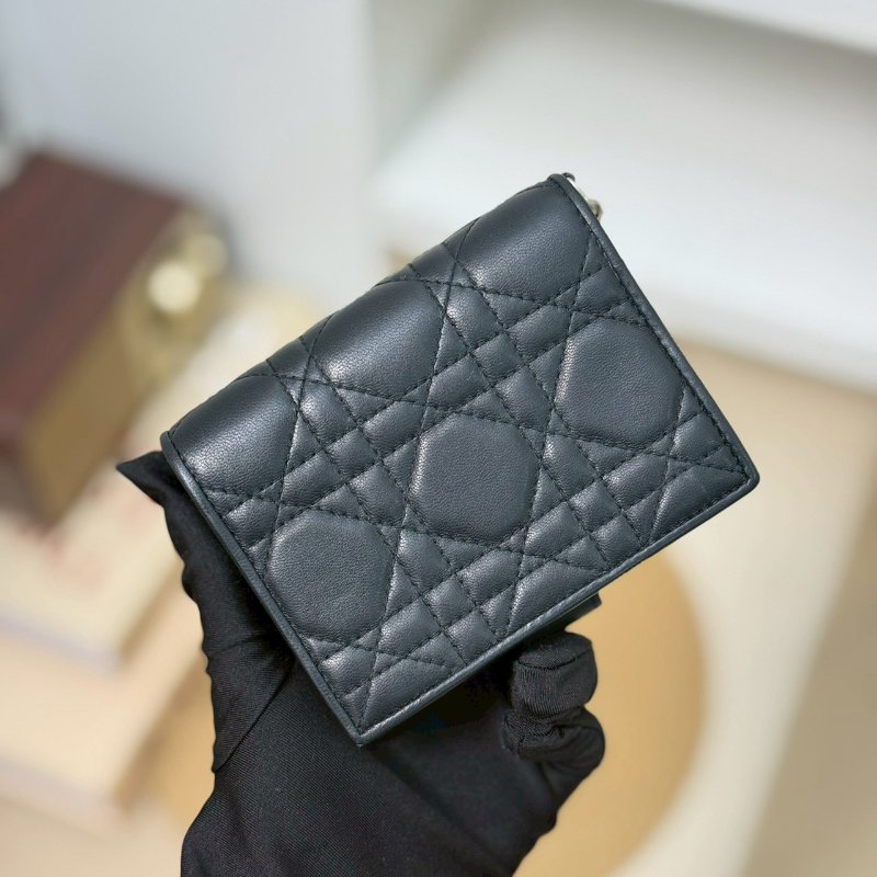 🏷️Dior.Lady Dior 對開短夾-1