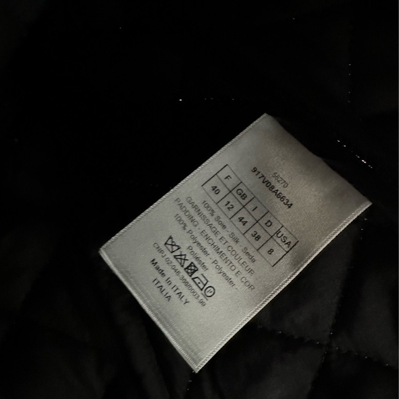 Dior迪奧2019菱格薄款棉服外套 40碼 桑蠶絲夾棉布料,原價港幣4萬多 版型收腰款式不顯胖-3