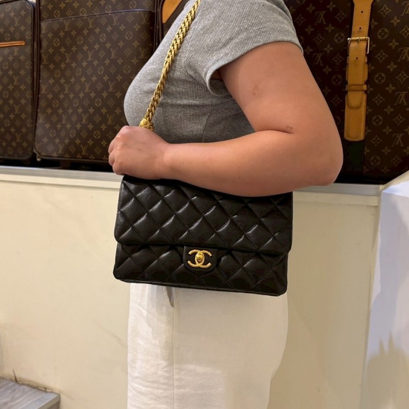 Chanel 金鍊調節釦黑皮菱格口蓋包 24-3